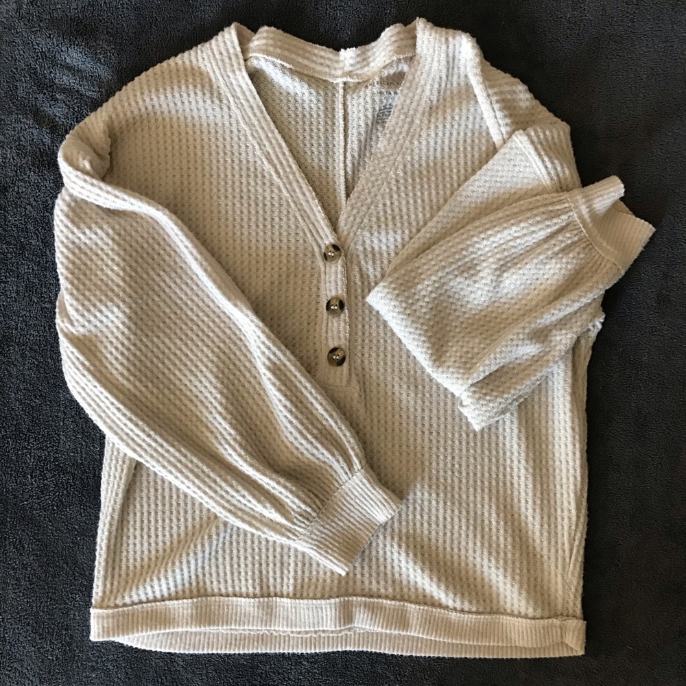 American Eagle Sweater